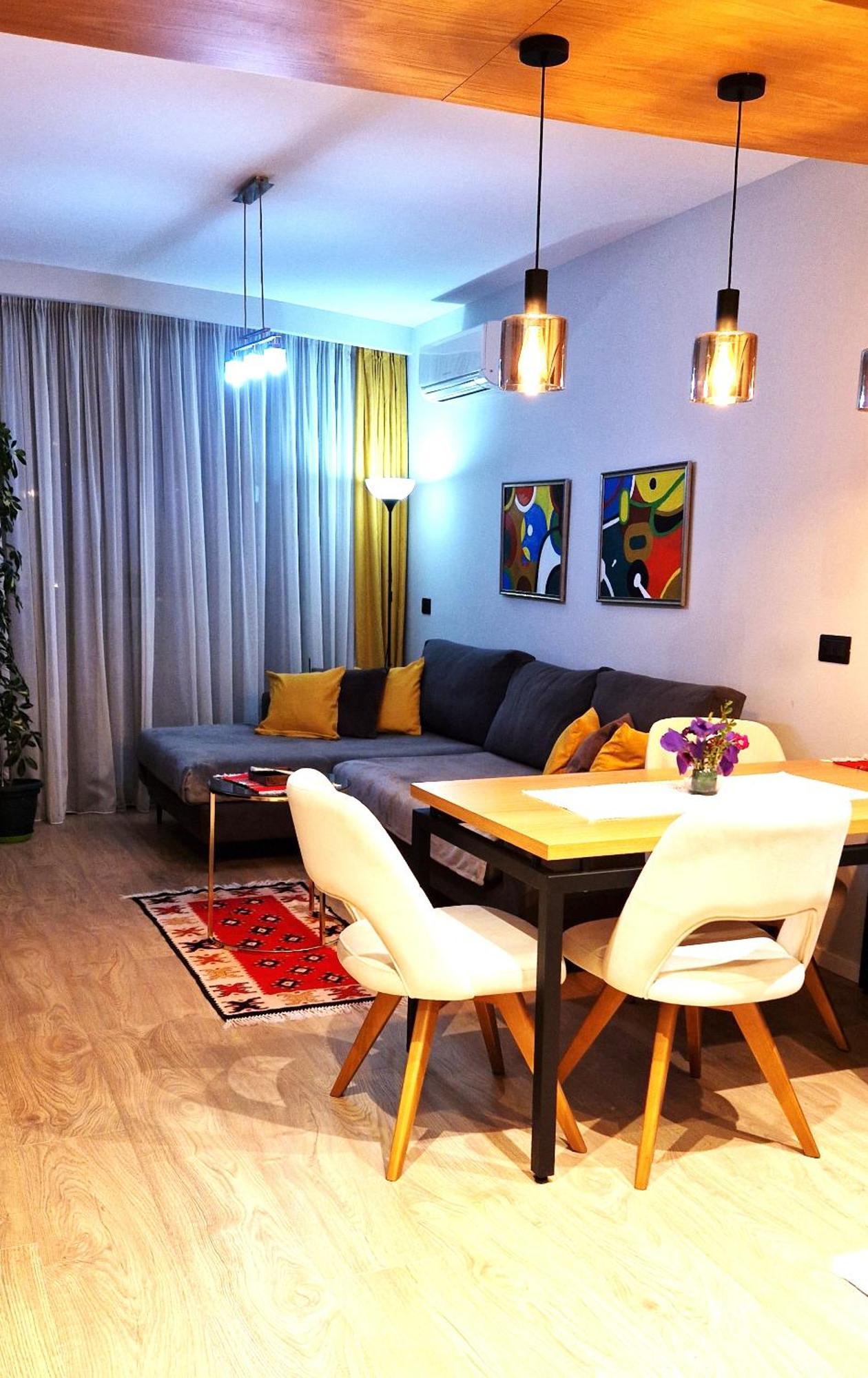 Central Luxury Apartment Tirana Exterior photo